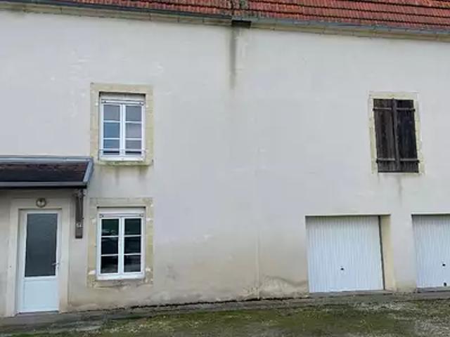 Beaujeu Saint Vallier Pierrejux et Quitteur 70100 Location maison 3 pièces t3 au dernier étage