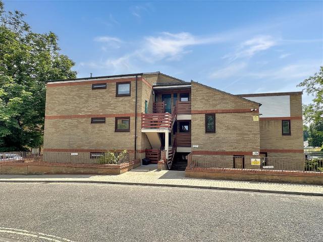 Beaulands Close, Cambridge CB4, 1 bed flat to rent, £1,350 pcm | PrimeLocation