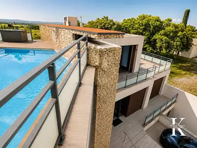 Beaulieu 34160 Achat / Vente maison 10 pièces t10 piscine parking