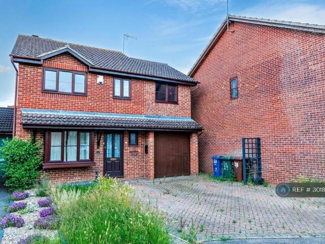 Beaulieu Close, Banbury, OX16 4 bed detached house to rent £1,850 pcm £427 pw
