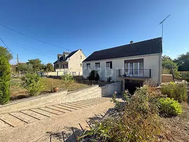 Beaulieu sur Loire 45630 Achat / Vente maison 5 pièces t5 au dernier étage jardin
