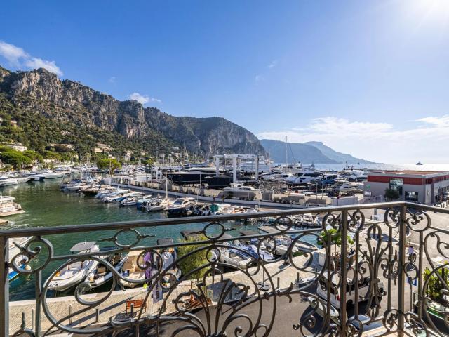 Beaulieu Sur Mer Port Magnifique appartement 4 pièces de charme avec vue imprenable sur le port