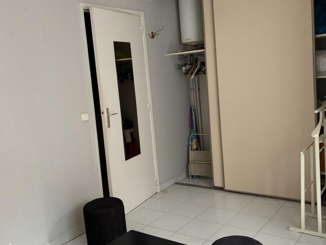 BEAULIEU SUR MER STUDIO MEUBLE DE 20M² A LOUER REZ DE CHAUSEE CUISINE EQUIPEE PROCHE CENTRE ET GARE