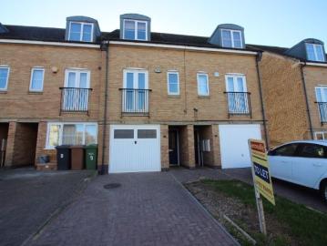 Beaumont Way, Hampton Hargate, Peterborough PE7, 3 bed terraced house to rent, £1,250 pcm | PrimeLocation