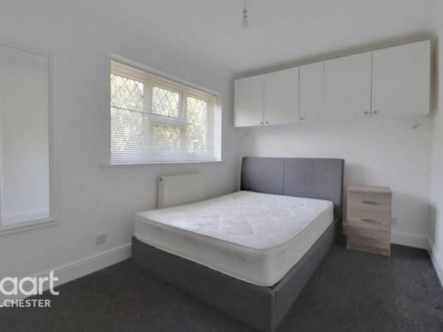 Beaumont Close, Colchester 1 bed in a house share to rent £650 pcm £150 pw