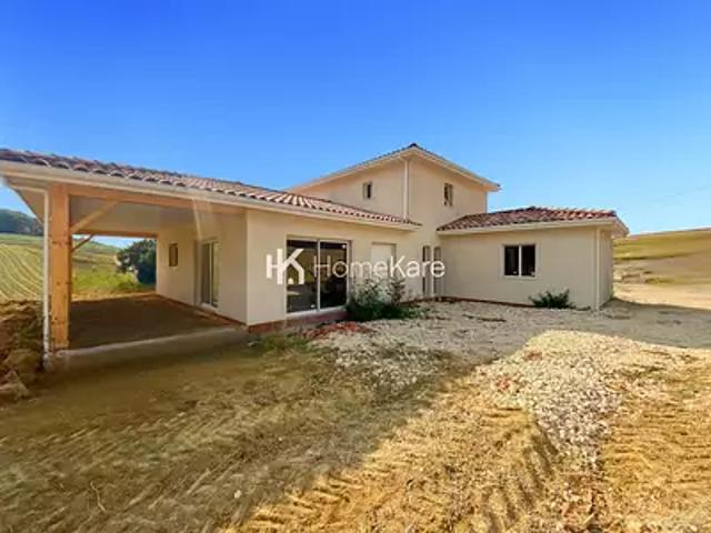 Beaumont de Lomagne 82500 Achat / Vente maison 6 pièces t6 terrasse parking