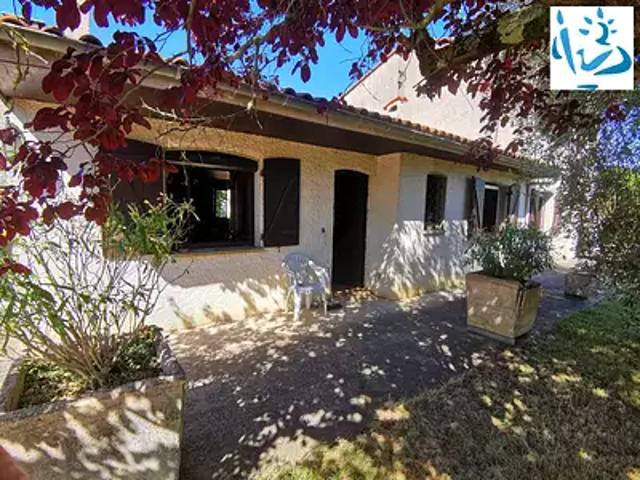 Beaumont de Lomagne 82500 Achat / Vente maison 6 pièces t6 parking