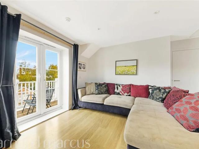 Beaumont Drive, WORCESTER PARK
