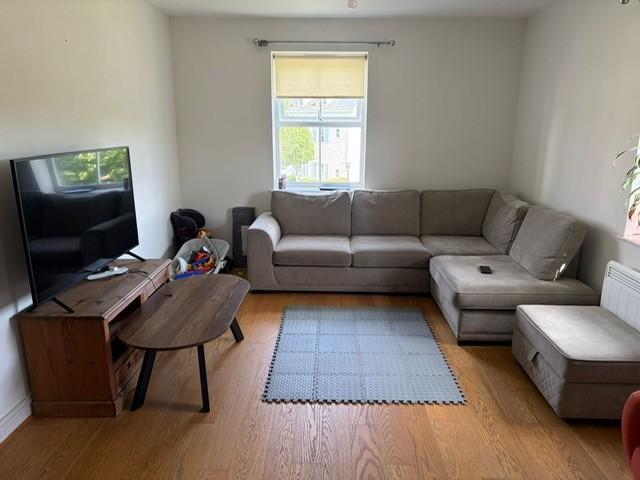 Beaumont Drive, Worcester Park KT4 2 bed apartment to rent £1,950 pcm £450 pw
