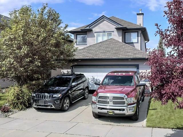 BEAUMONT* FULL HOUSE + BSMT Backing onto GREENSPACE! with A/C FOR RENT — 3 Bedrooms House