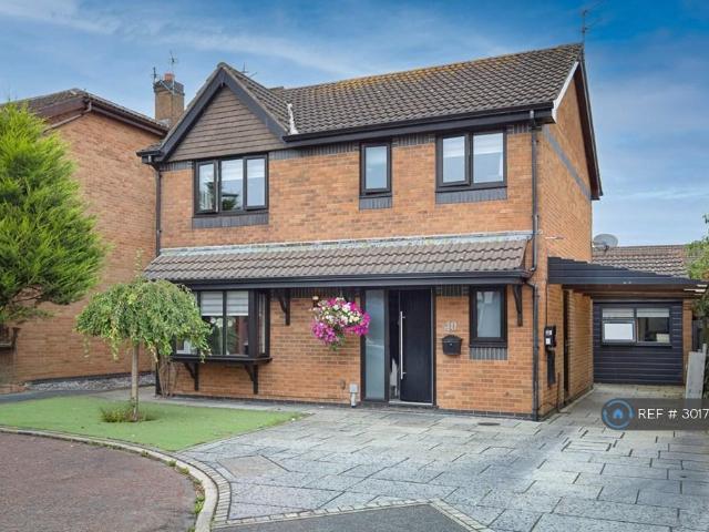 Beaumont Gardens, Poulton Le Fylde, FY6 4 bed detached house to rent £2,200 pcm £508 pw