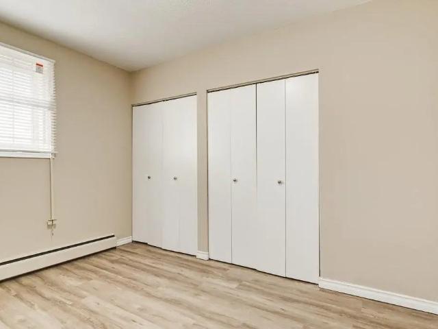 Beaumont Manor 2 Bedroom Apartment for Rent at 10847 112 St Nw, Edmonton, AB T5H 3H4 Queen Mary Park