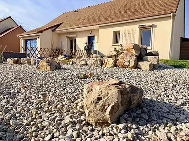 Beaumont sur Sarthe 72170 Achat / Vente maison 5 pièces t5 au dernier étage