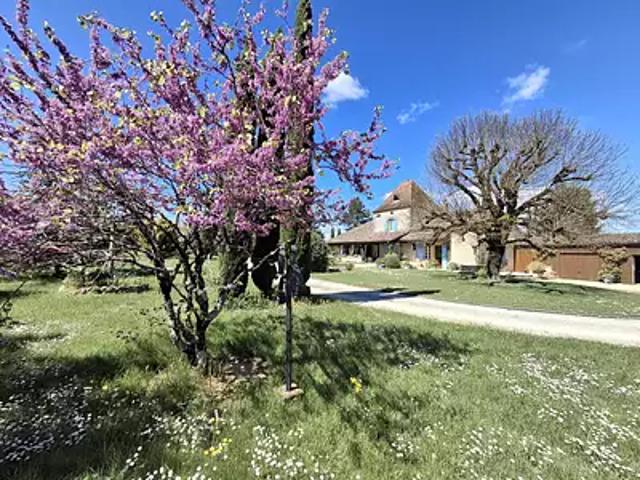 Beaumontois en Périgord 24440 Achat / Vente maison 6 pièces t6 piscine terrasse