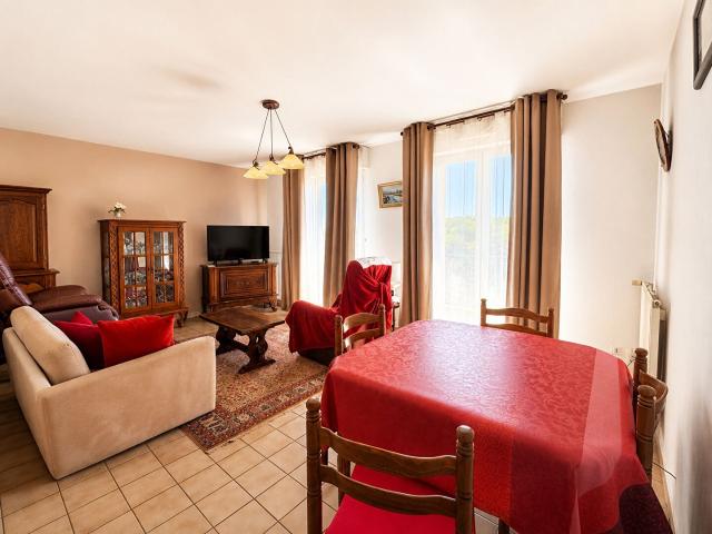 Beaune secteur attractif, proche centre ville T3 lumineux. 70m² Beaune