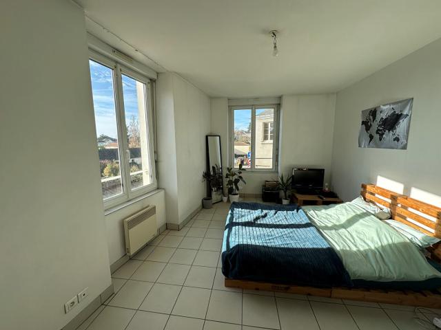 BEAUPREAU, appartement T3 proche des commerces