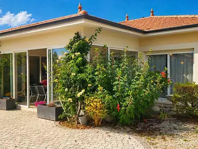 Beaurepaire 38270 Achat / Vente maison 4 pièces t4 au dernier étage parking