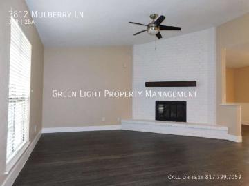 Beautiful 3 bd home in Bedford