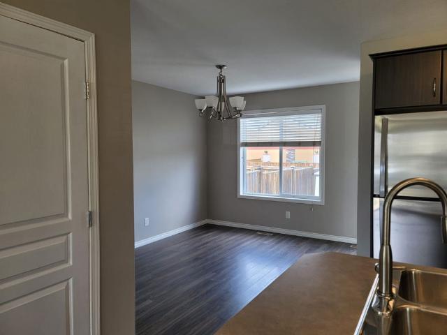 Beautiful 3 Bed, 1.5 Bath in Exciting Sylvan Lake!
