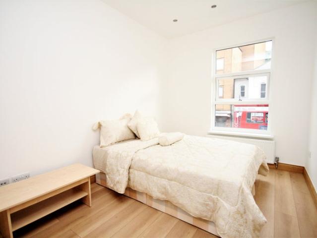 Beautiful 3 bedroom available in Islington