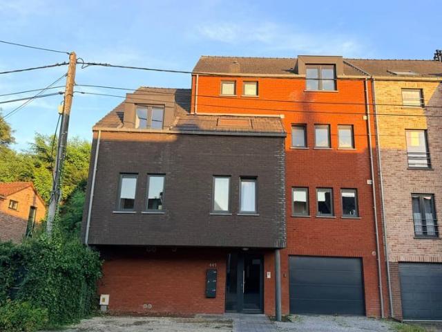Beautiful 3 Bedroom Apartment with Terrace, Garage, Cellar