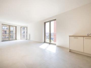 Beautiful 3 bedroom apartment Gare Maritime neighborhood