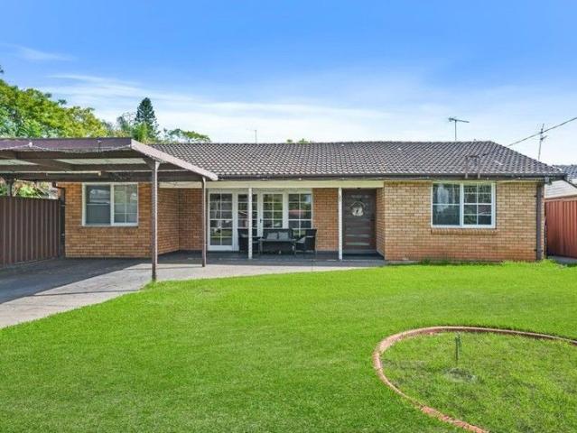 BEAUTIFUL 3 BEDROOM BRICK HOME WITH GRANNY FLAT POTENTIAL S.T.C.A