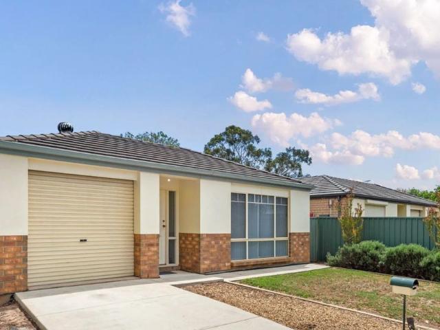 Beautiful 3 Bedroom Home in a Family Friendly Location