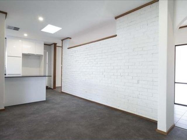 Beautiful 3 Bedroom Home on Quiet Street