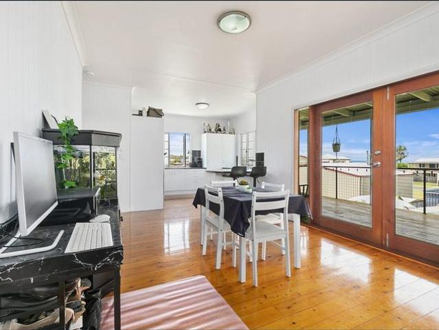 Beautiful 3 bedroom house in lovely Boonooroo