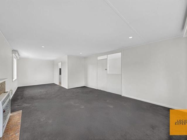 Beautiful 3 Bedroom house in Prime Melton South Location!