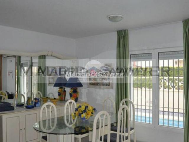 Beautiful 3 bedroom semi detached house in Campoamor with private pool!