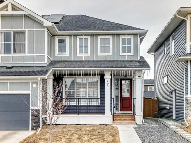 Beautiful 3 Bedroom 2.5 Bath Family Home