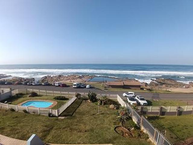beautiful 3 bedroom, 2 bathroom, sea.