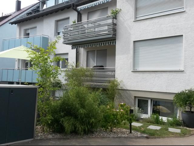 Beautiful 3 Room Apartment – ALL INCLUSIVE – Walking Distance to Patch – Available end of September