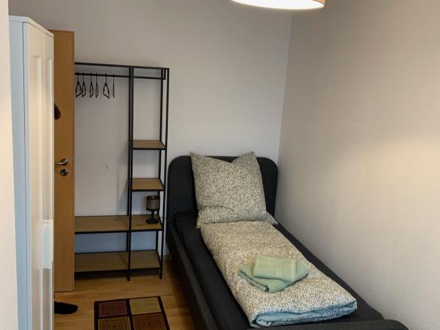 Beautiful 3 room apartment only 2.5 km from the center, Chemnitz Amsterdam Apartments for Rent