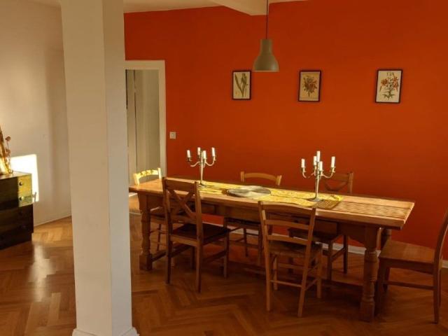 Beautiful 3 room flat with a big south facing balcony in Neukölln