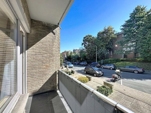Beautiful 1 bed Apartment + office with 2 Terraces