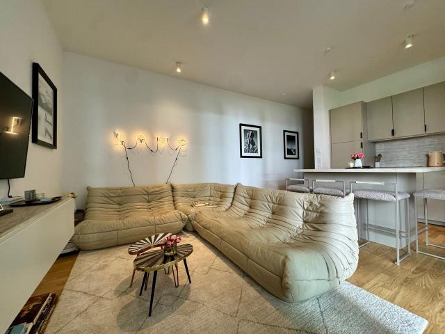 Beautiful 1 bedroom apartment close to Akazien Kiez, Berlin Amsterdam Apartments for Rent