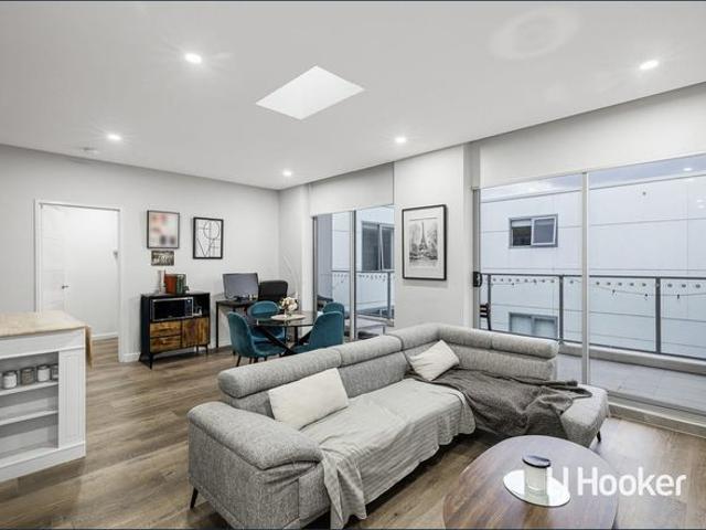 Beautiful 1 Bedroom Apartment Fantastic Location!