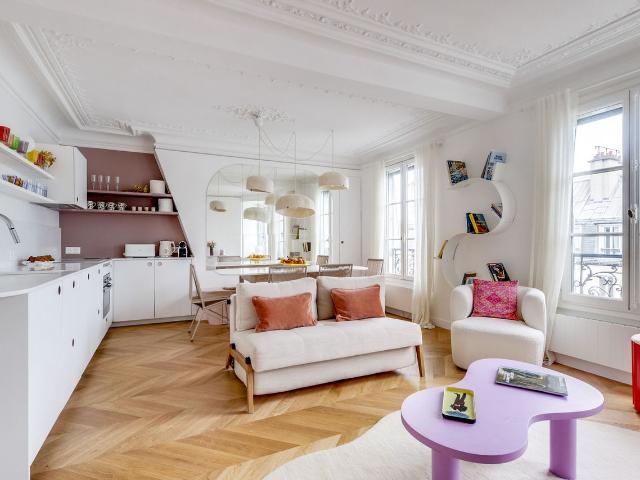 Beautiful 1 Bedroom flat near Notre Dame, Paris Amsterdam Apartments for Rent