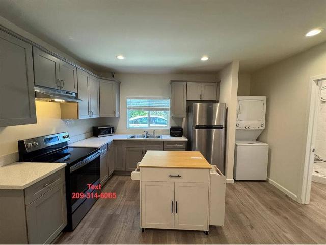 Beautiful 1bed Move in ready