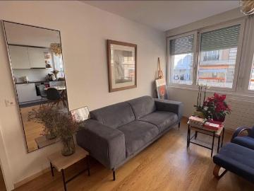 Beautiful 2.5 room apartment in the Jonction