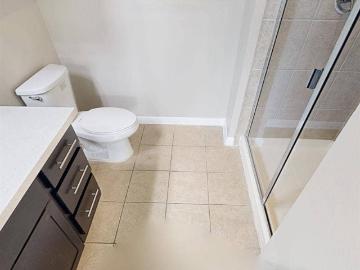 Beautiful 2 bed 2 bath in Georgetow