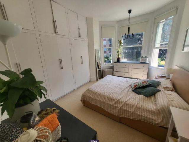 Beautiful 2 bed in Highgate
