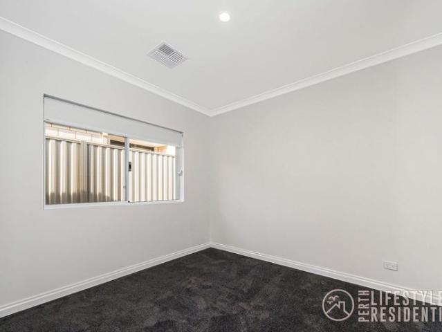 BEAUTIFUL 2 BED WITH ALL THE EXTRAS