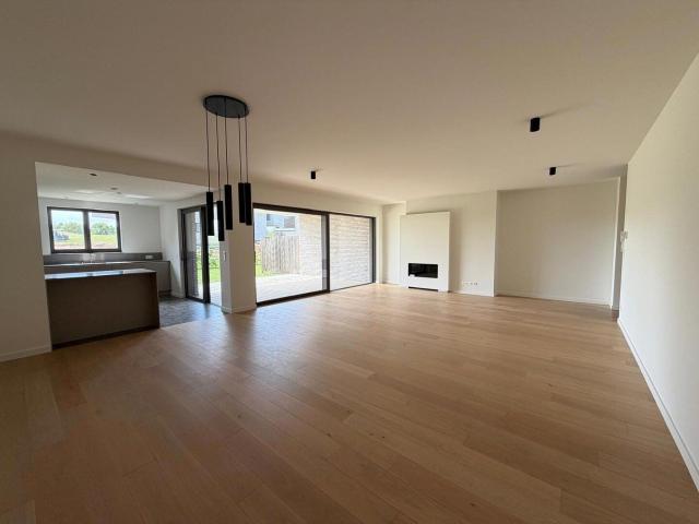 Beautiful 2 bedroom apartment
