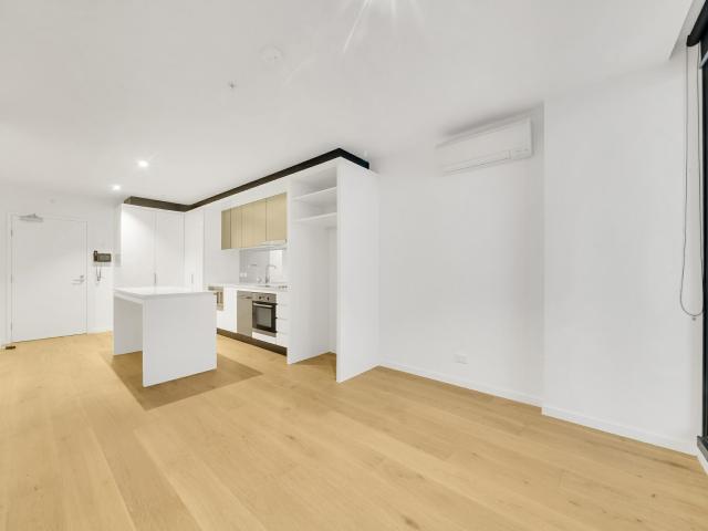 Beautiful 2 bedroom apartment for lease!