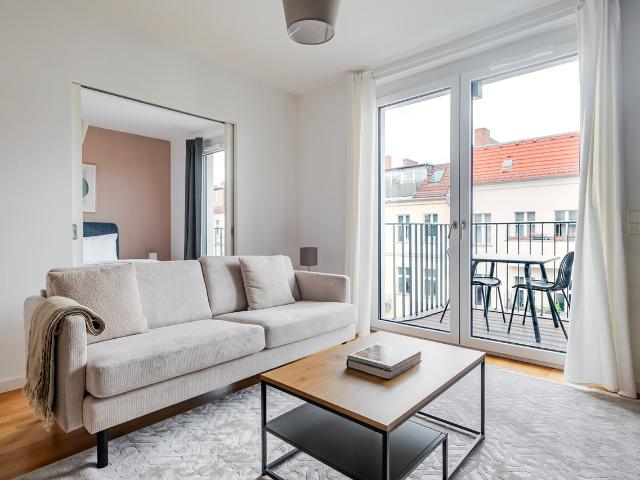 Beautiful 2 bedroom apartment in Prenzlauer Berg, fully furnished, including balcony, elevator, and washing machine, Berlin Amsterdam Apartments for Rent