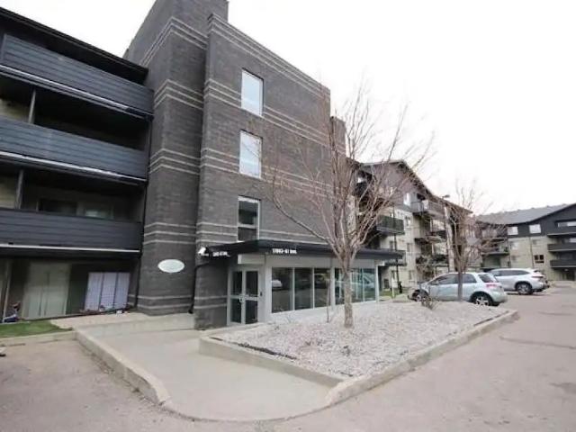 Beautiful 2 Bedroom Condo — 2 Bedrooms Condo Unit